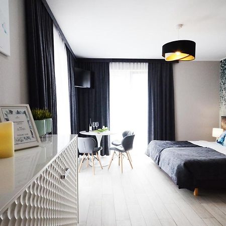Apartamenty Biala Sowa Czarna Gora Sienna  Esterno foto